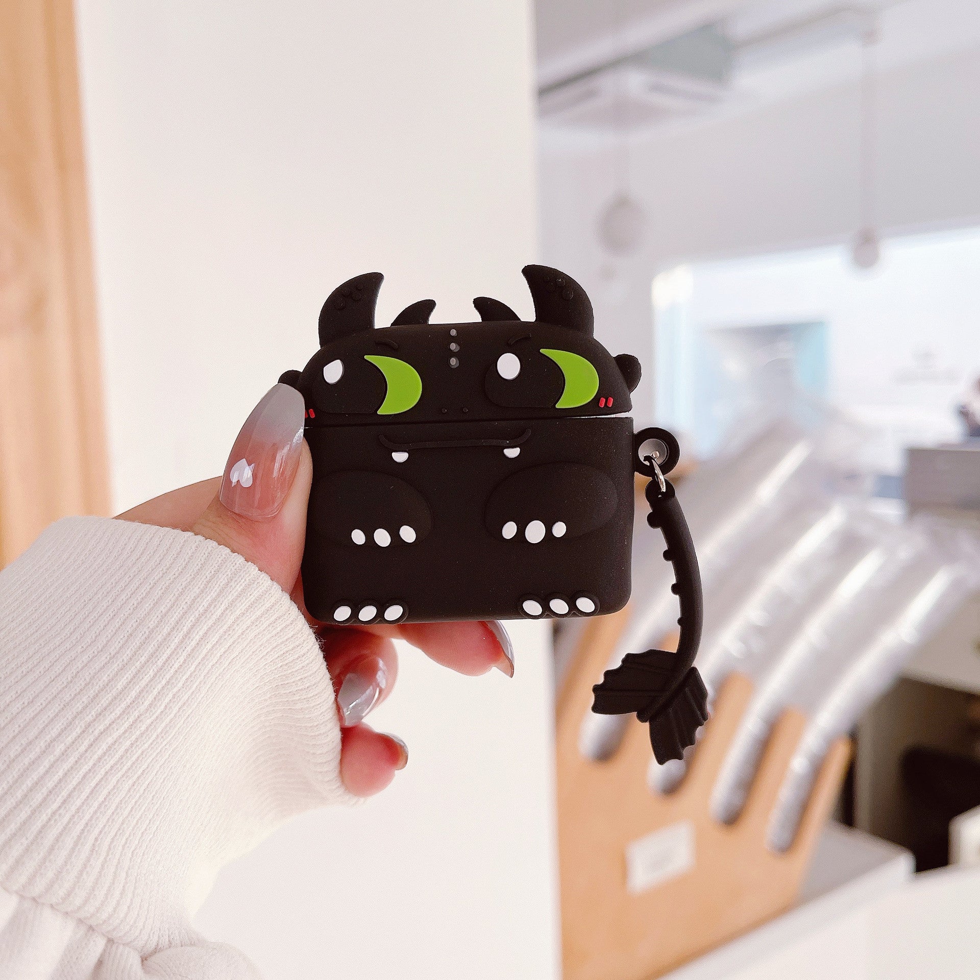 AirPods Zwarte Draak Hoesje Groen Ogen – Dragon Case